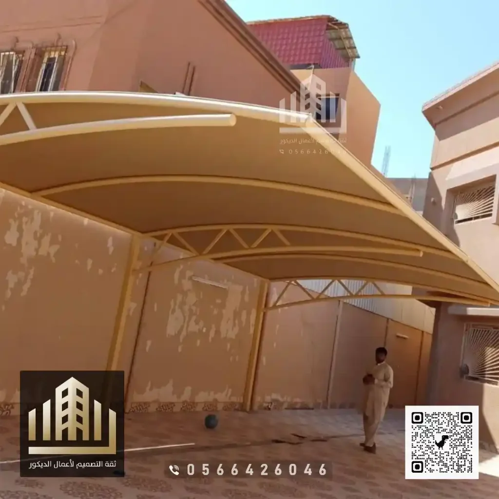 مظلات خشبية للحدائق في جنوب الرياض في حي المروة
